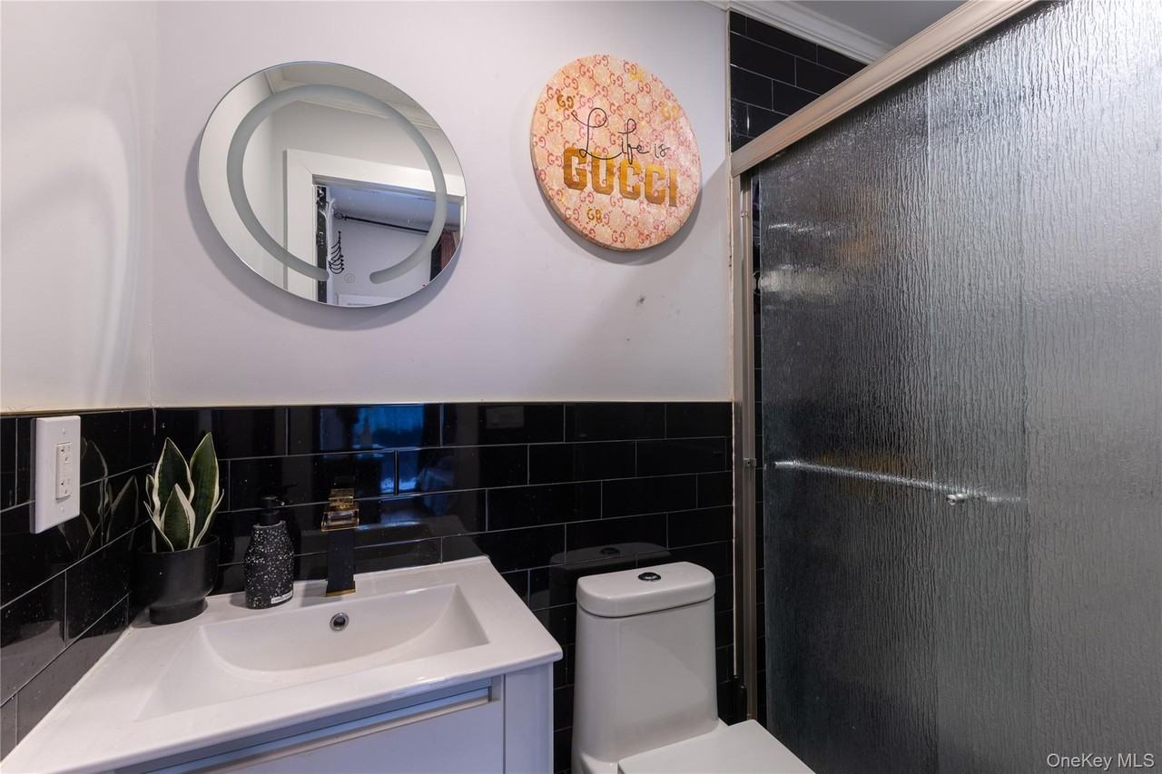 48 Essex St ##1 - Photo 4 of 12