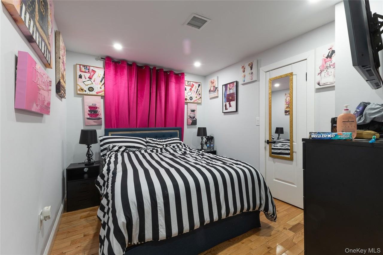 48 Essex St ##1 - Photo 5 of 12