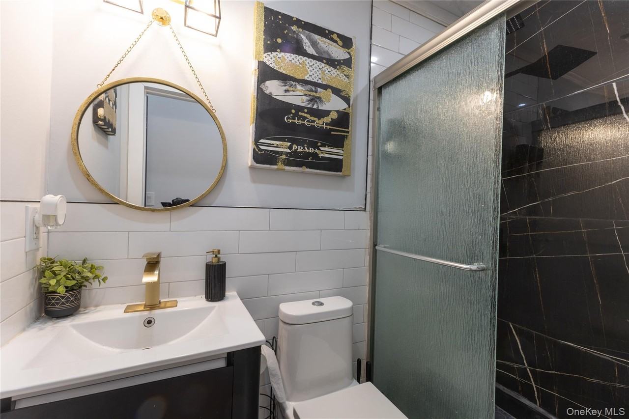 48 Essex St ##1 - Photo 6 of 12