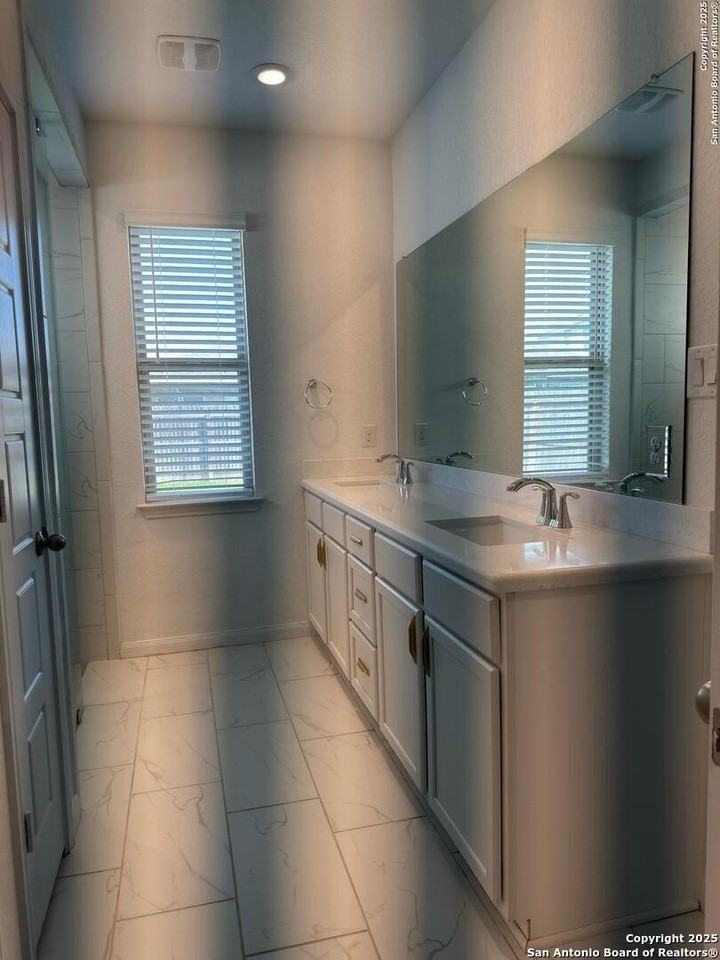 3249 Hyacinth - Photo 6 of 20