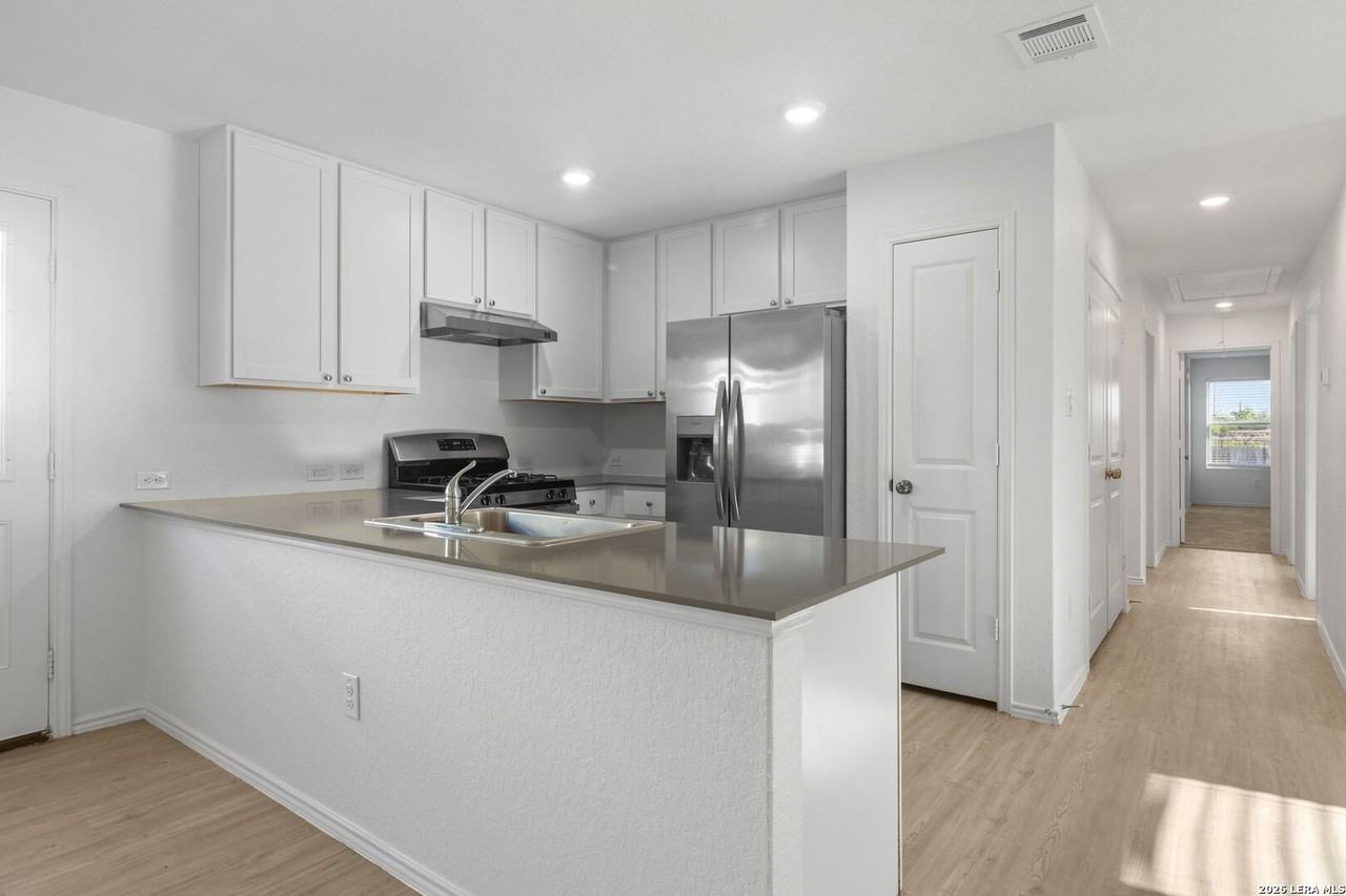 13551 Barton Cv - Photo 6 of 16