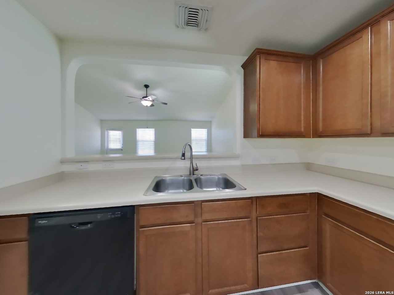 2102 York Bnd - Photo 4 of 21