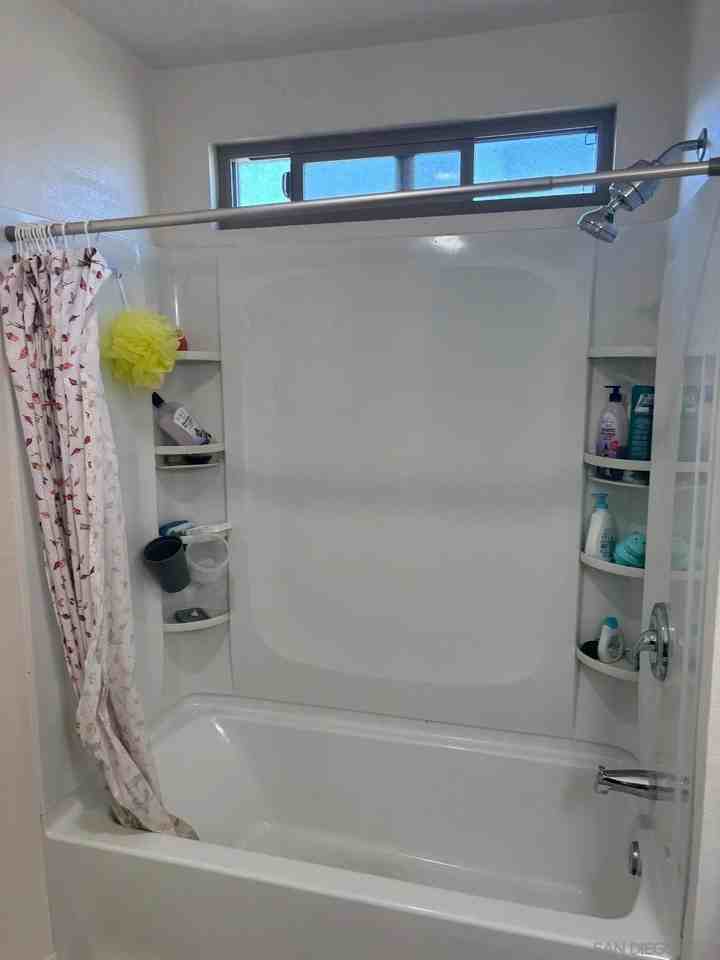 9574 Carroll Canyon Rd Apt 153 #153 - Photo 2 of 15