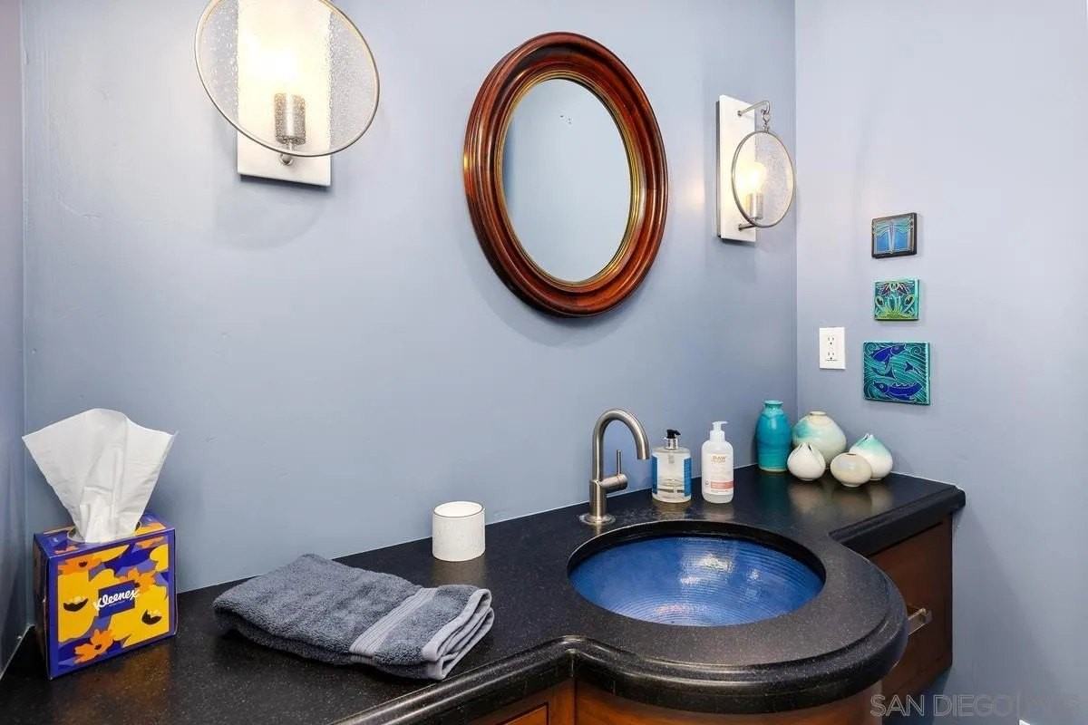 532 Marina Ave - Photo 7 of 37
