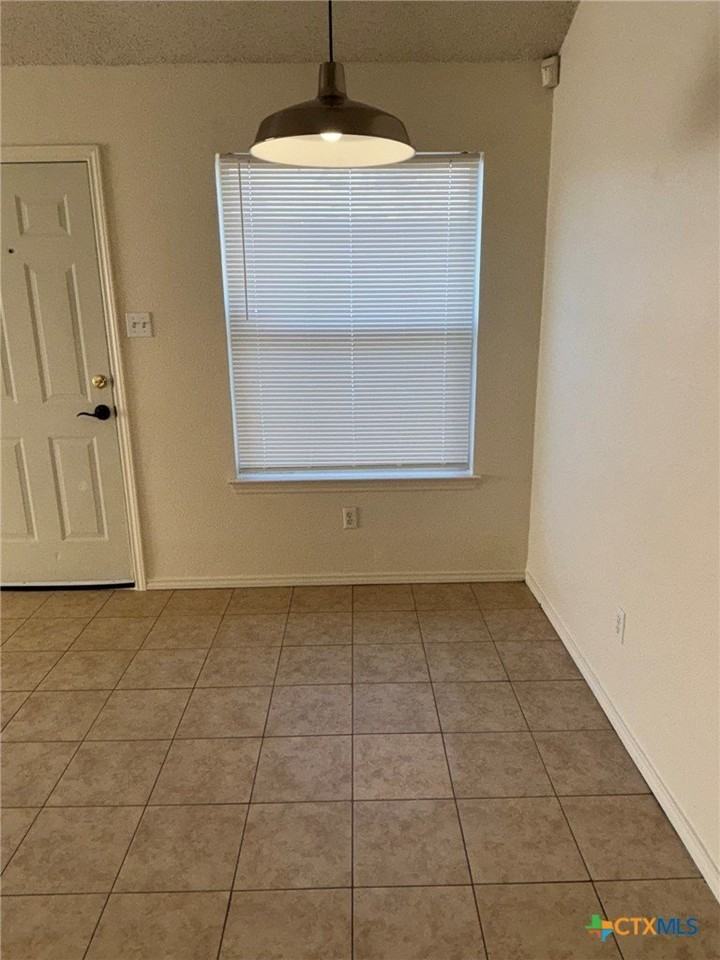 2205 Garrett Dr - Photo 3 of 12