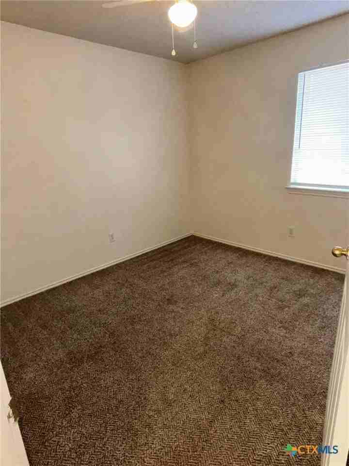 2205 Garrett Dr - Photo 6 of 12