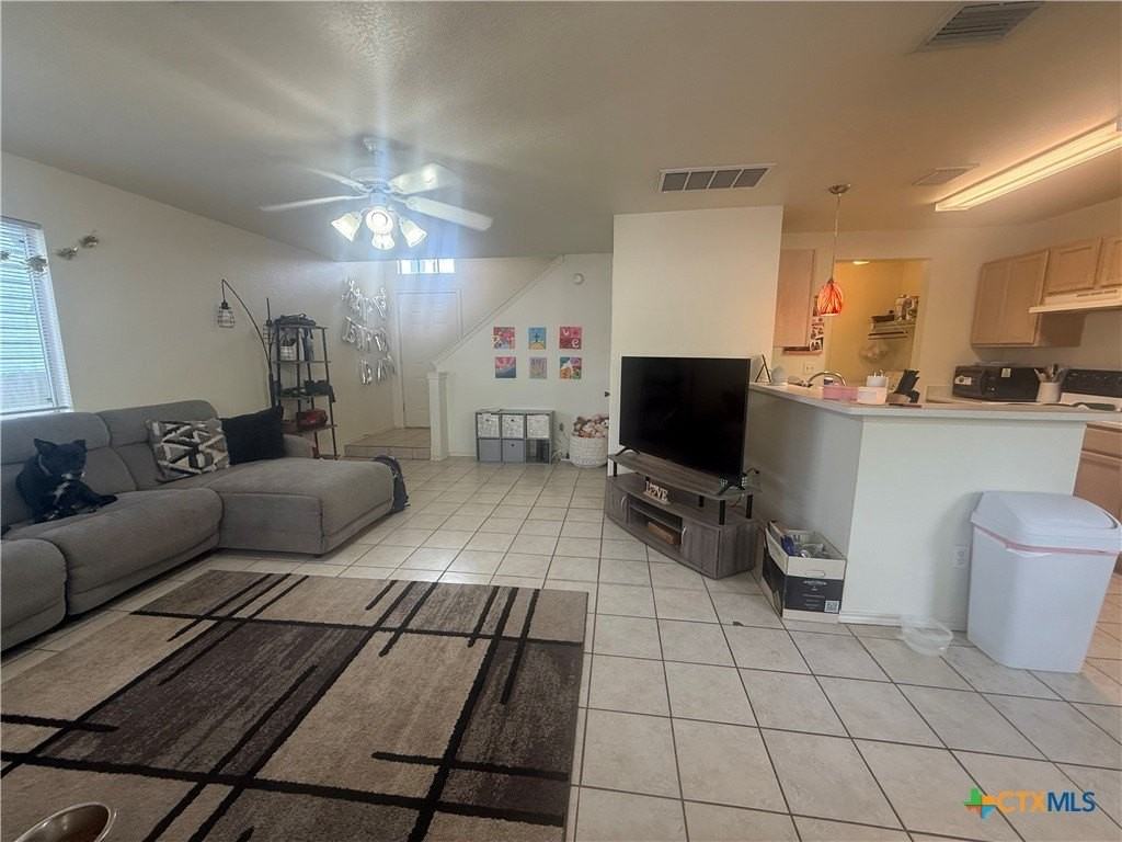 103 Cedargrove - Photo 3 of 22