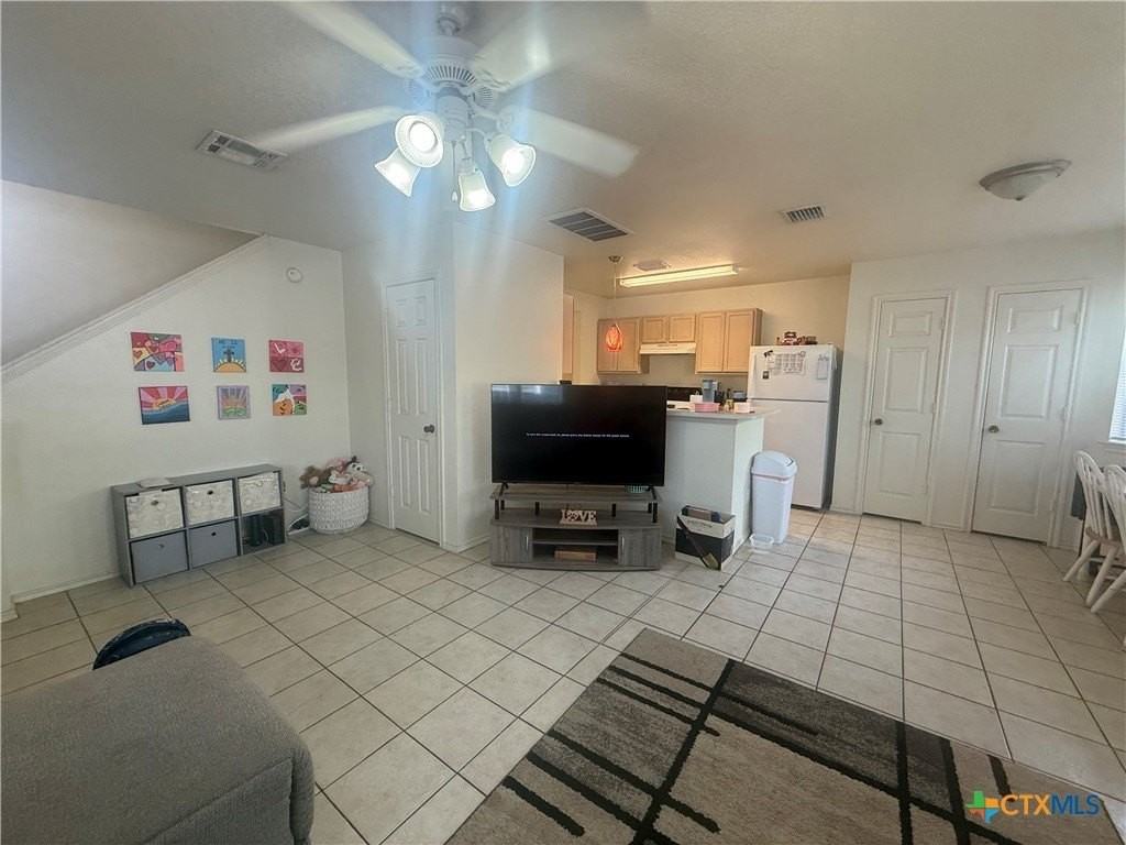 103 Cedargrove - Photo 4 of 22