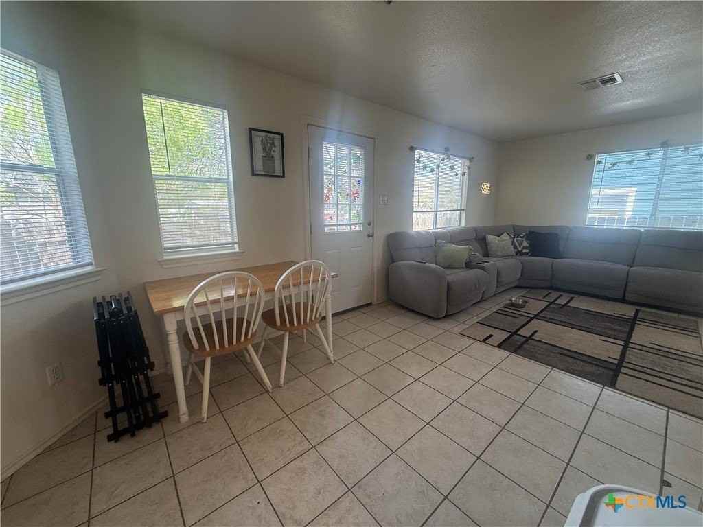 103 Cedargrove - Photo 7 of 22