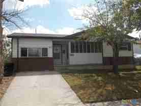 910 San Antonio St - Photo 1 of 1