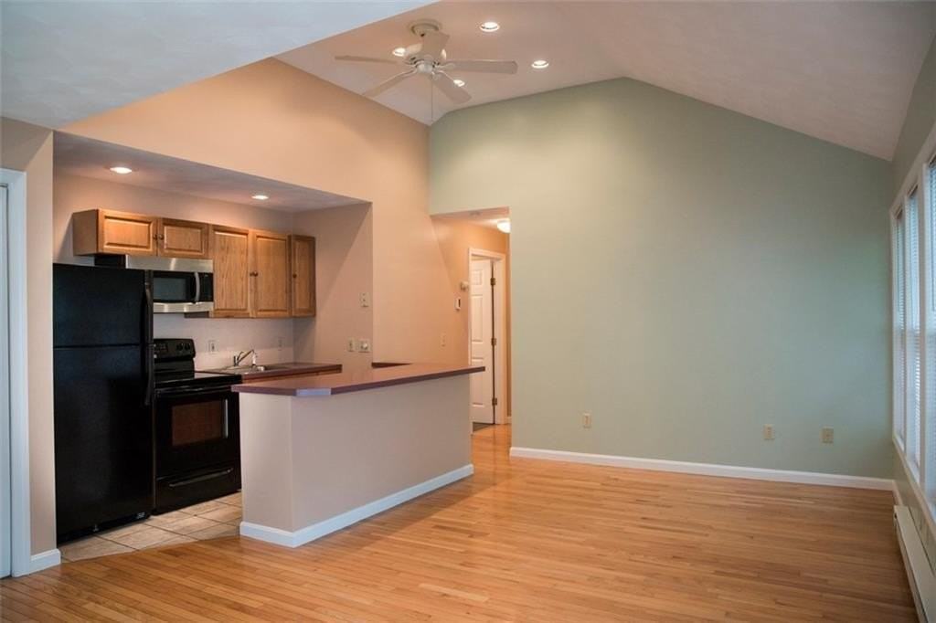 2840 Hartford Ave Unit B - Photo 5 of 24