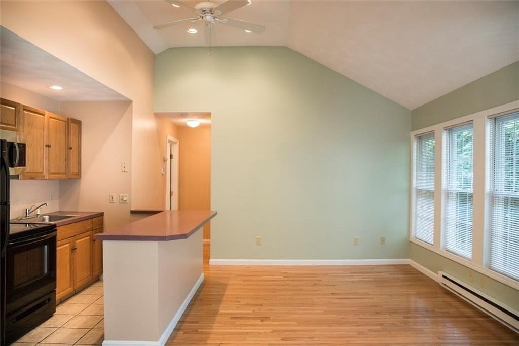 2840 Hartford Ave Unit B - Photo 6 of 24