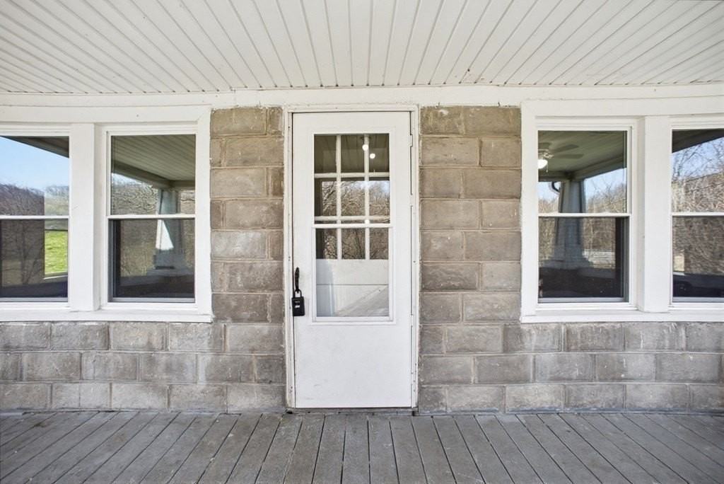 11494 New Garden Rd - Photo 4 of 37