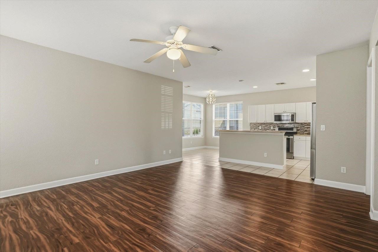 3316 Calumet Dr - Photo 7 of 38