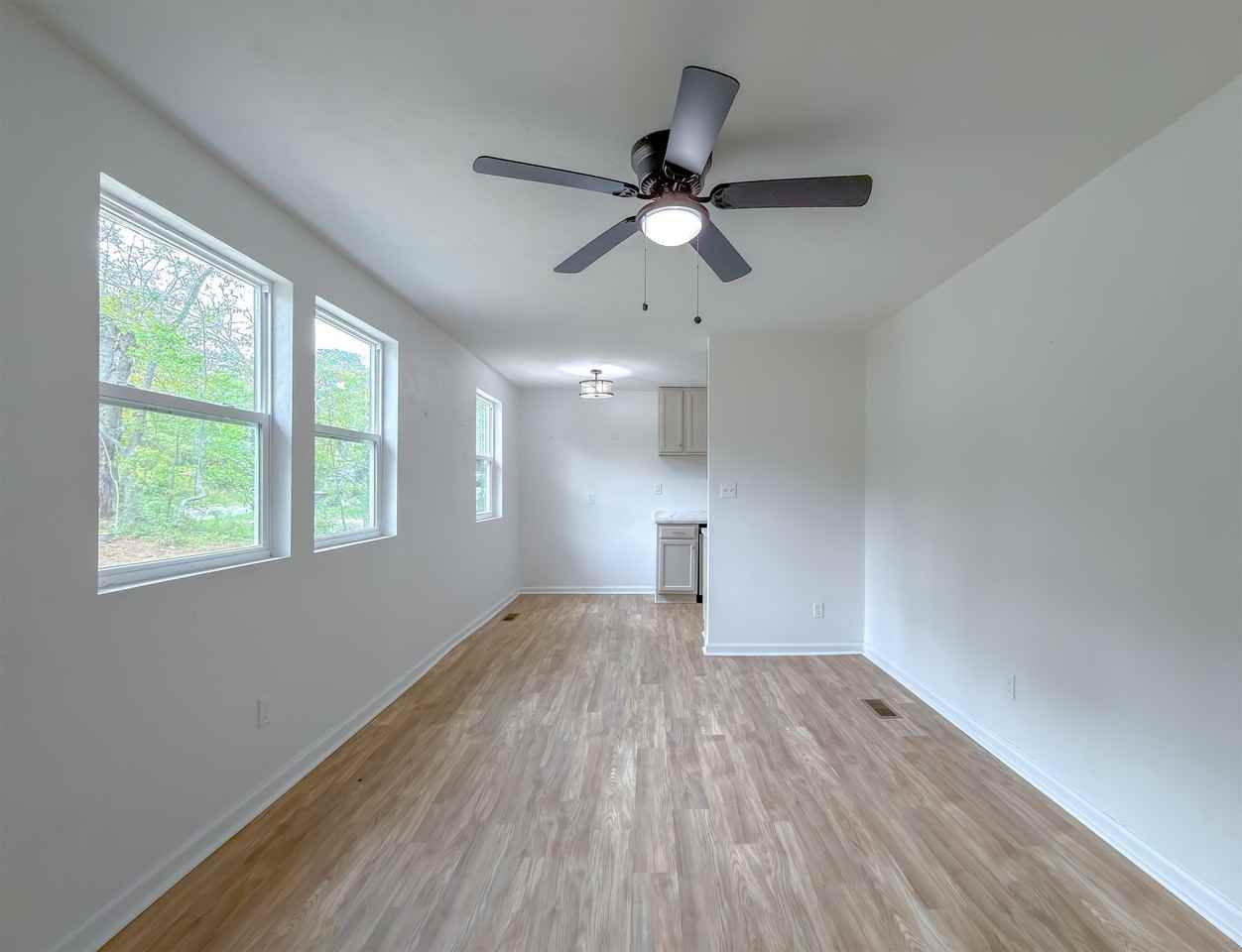 1751 Pepper Dr - Photo 4 of 50