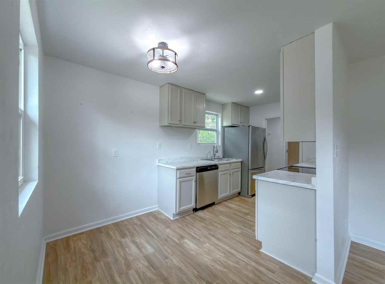 1751 Pepper Dr - Photo 7 of 50