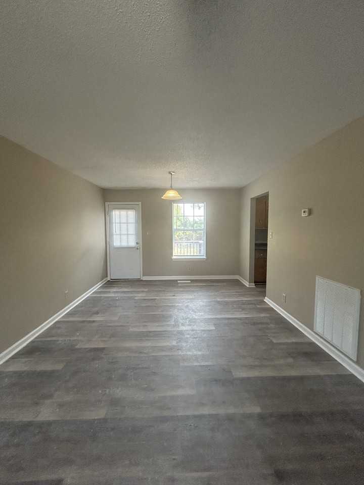 2070 Carneal Ln #1 - Photo 4 of 23