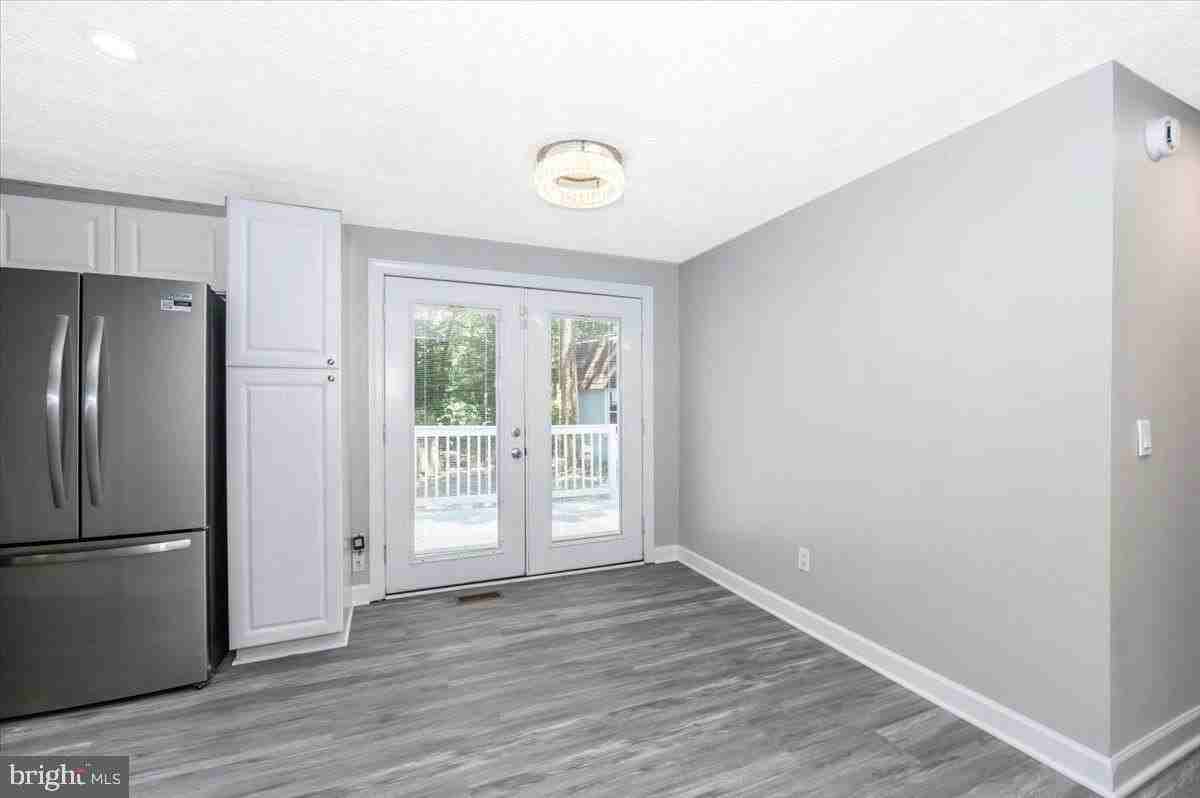 12284 Bandera Ln - Photo 7 of 50