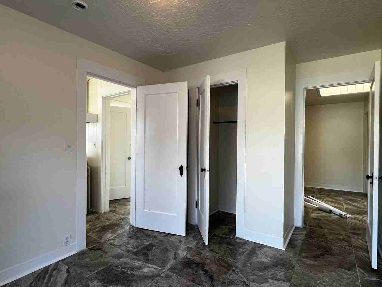 670 16th St #670 - Photo 4 of 7