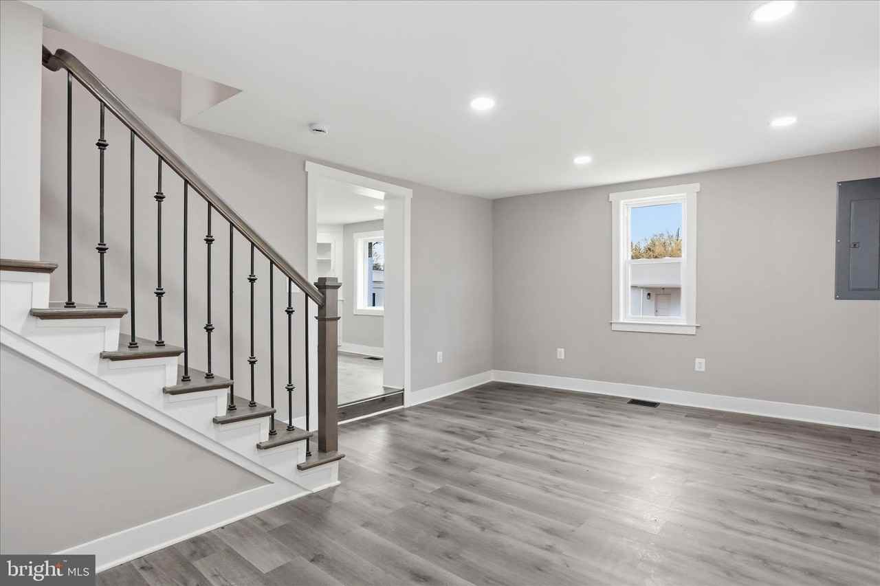 11713 Ernstville Rd - Photo 7 of 50