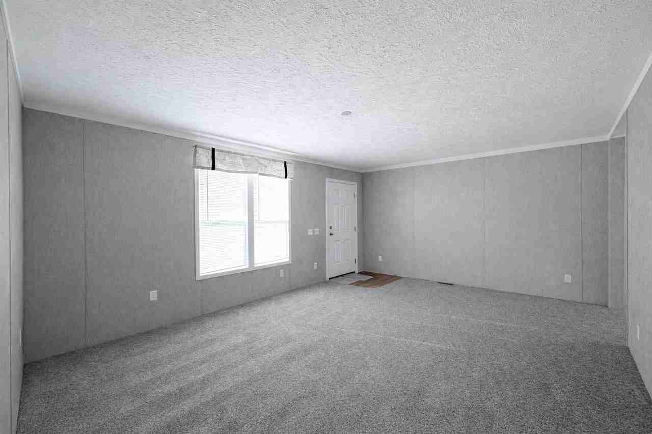 52167 Williamsburg Ln #355 - Photo 4 of 32