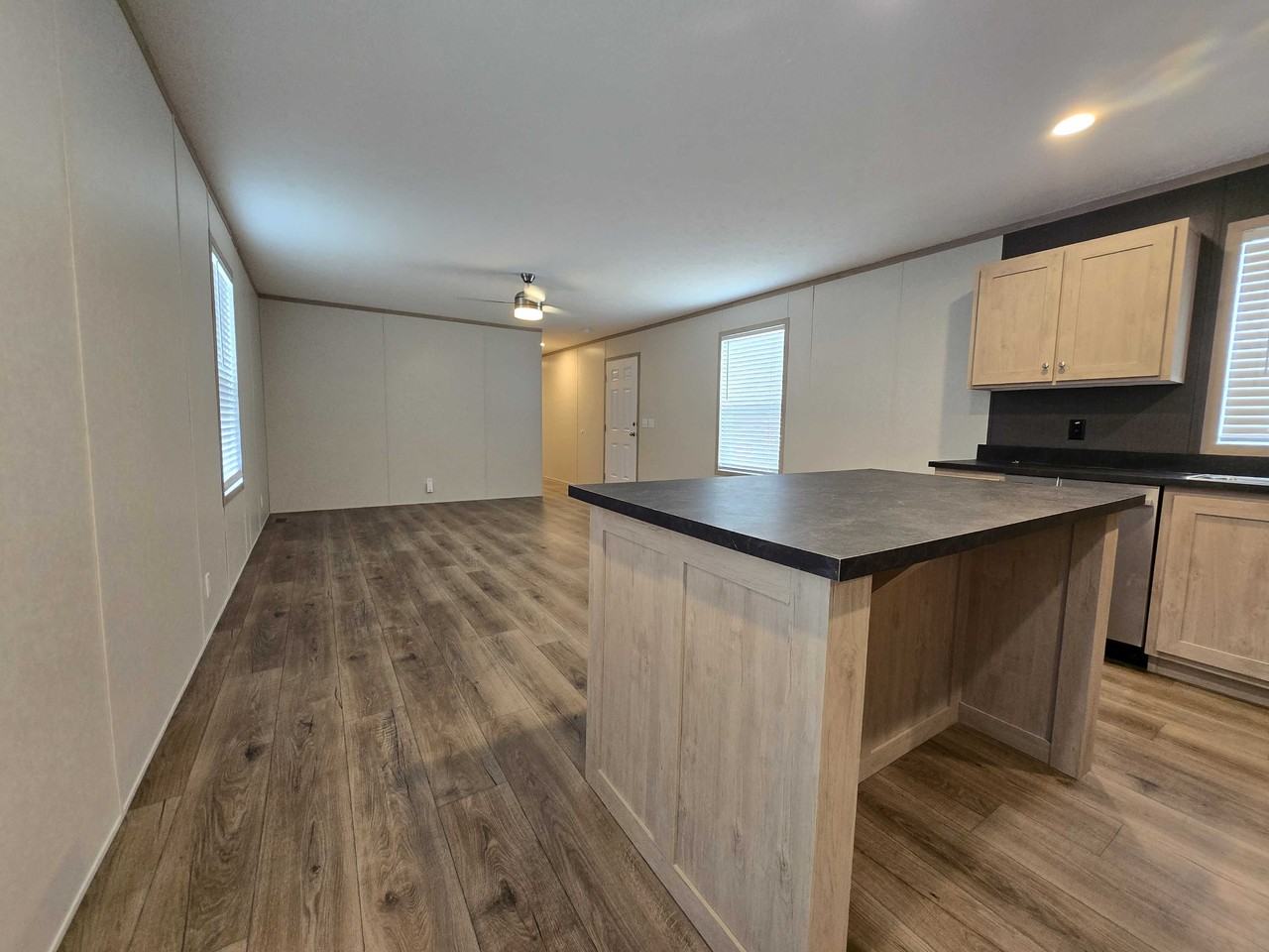 29752 Jamestown Dr #471 - Photo 3 of 27