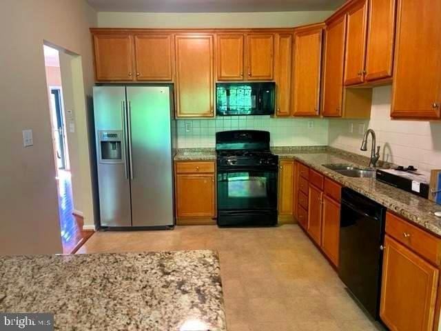 11 Tree Swallow Dr - Photo 6 of 21