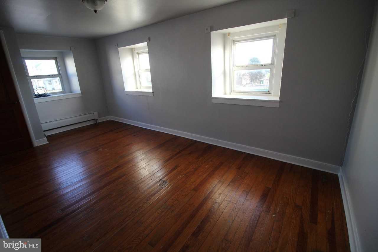 1074 Georgetown Rd - Photo 5 of 7