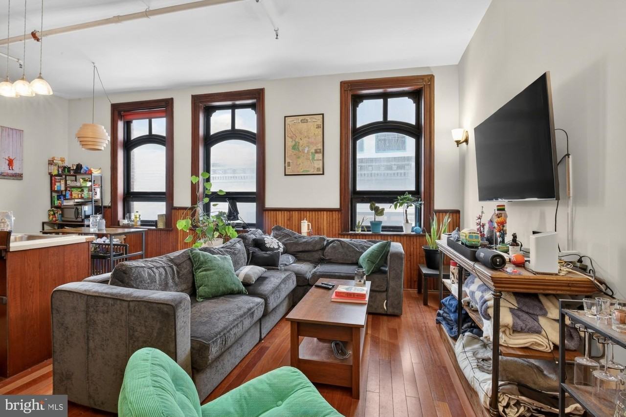 35 S 13th St Apt 4 - Photo 4 of 16