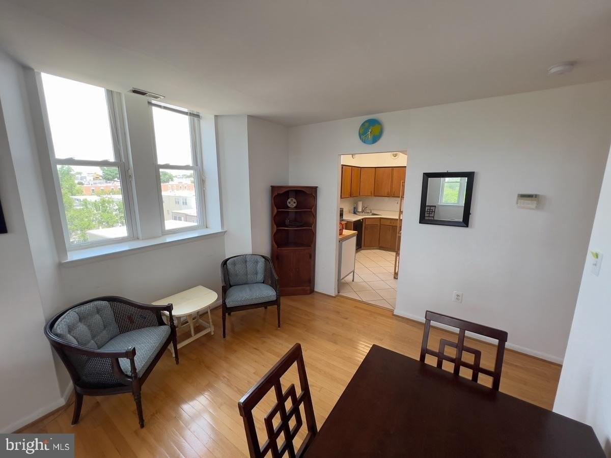 825 N 29th St Apt 5aa - Photo 7 of 48