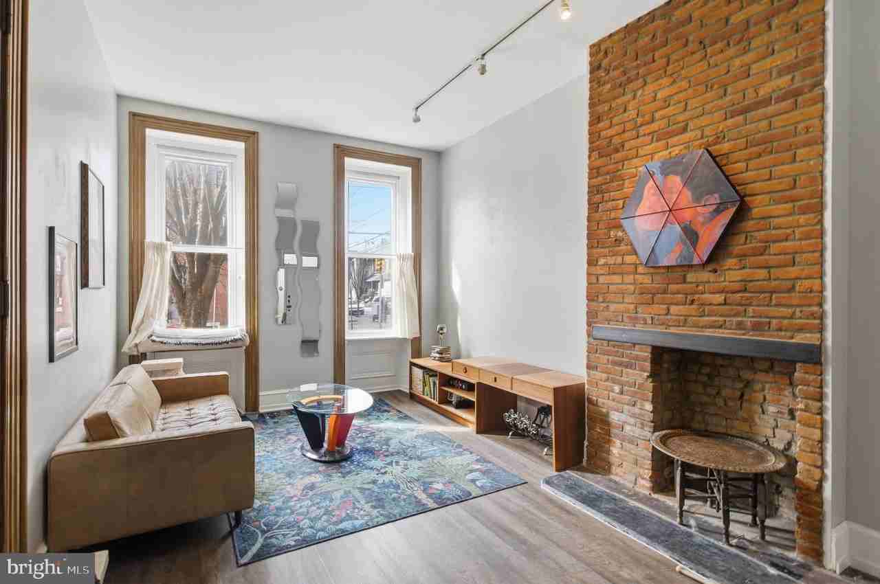 869 N 29th St Apt 1 - Photo 2 of 24