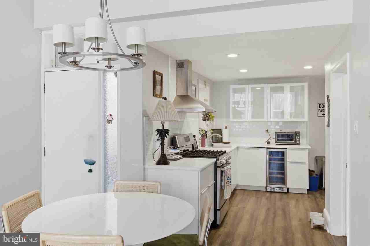 869 N 29th St Apt 1 - Photo 7 of 24