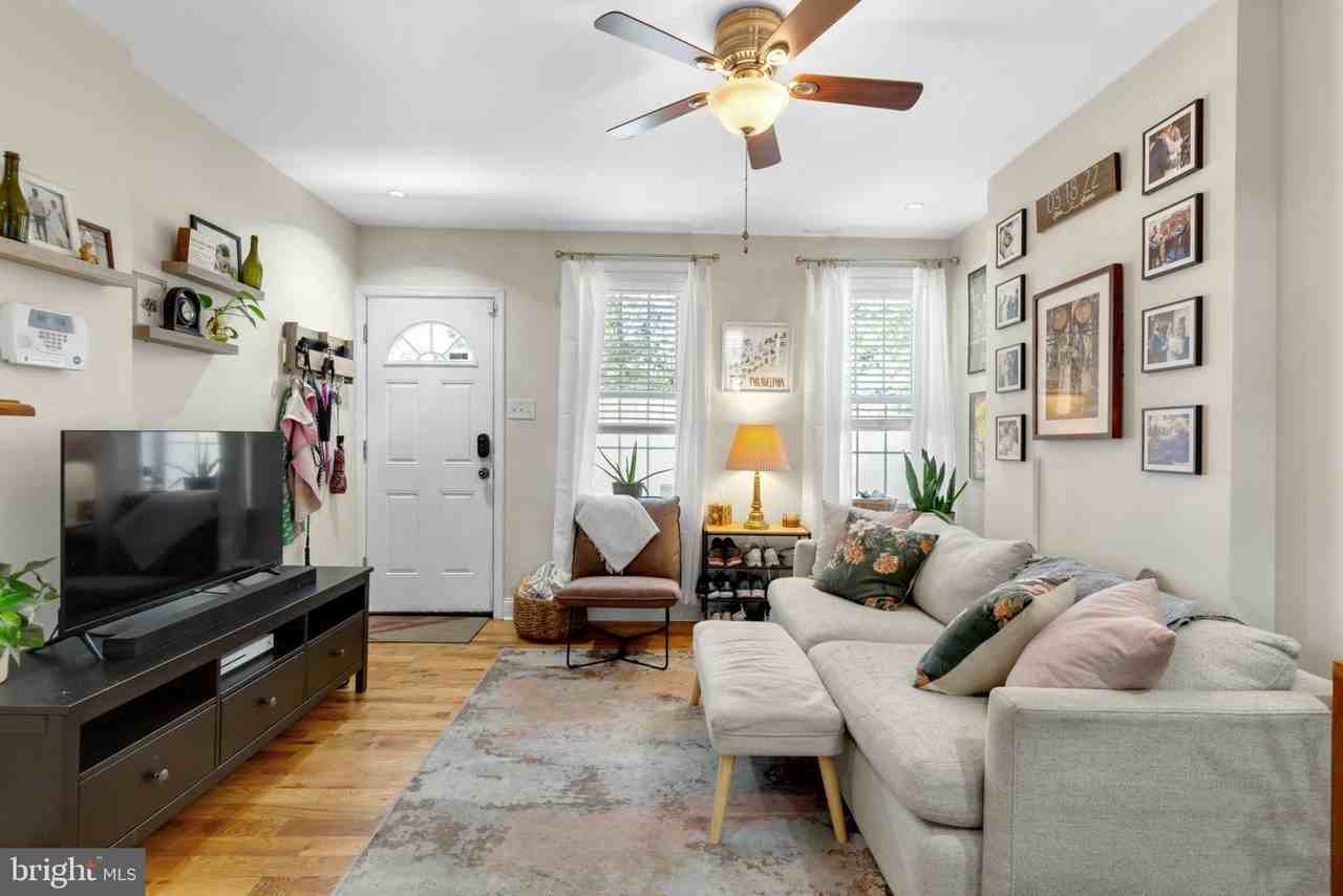 1615 N Cadwallader St - Photo 3 of 24