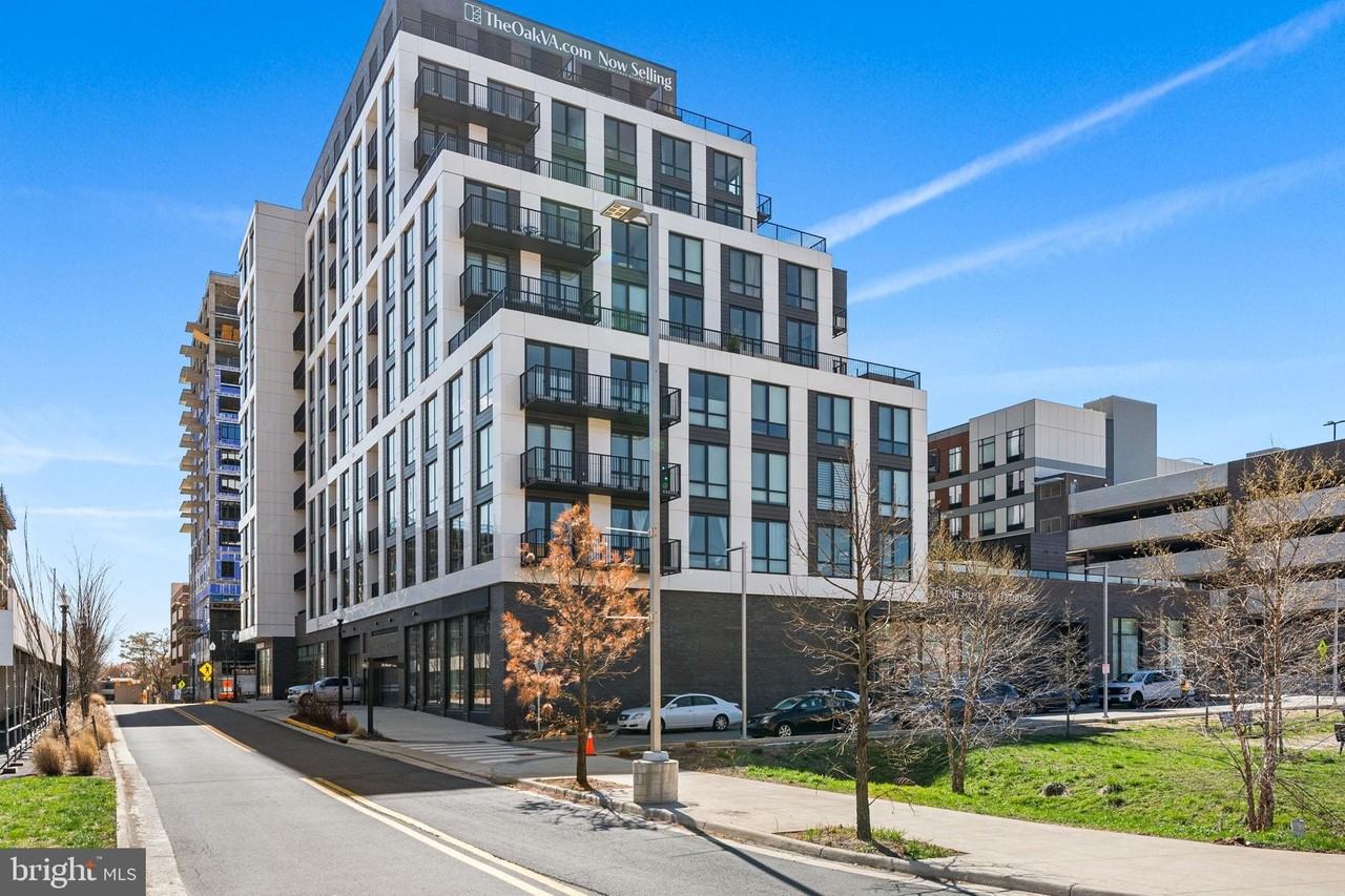 255 W Falls Station Blvd Unit 704