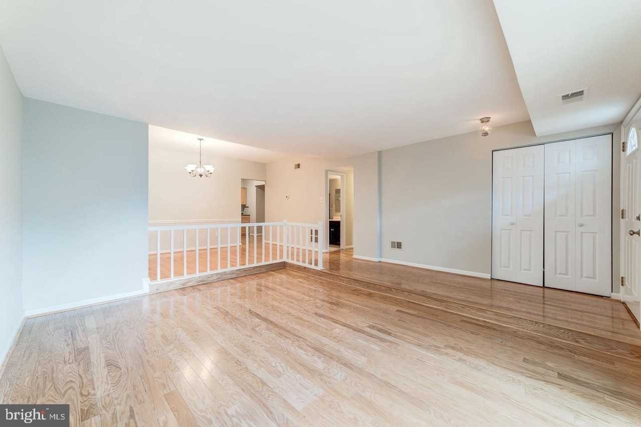 7938 Bentley Village Dr Unit 32c - Photo 4 of 34