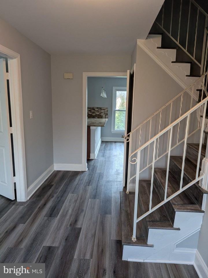 1516 Coat Ridge Rd - Photo 2 of 20