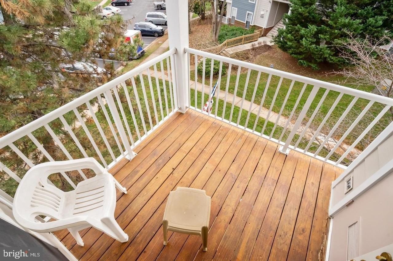 20951 Timber Ridge Ter Unit 303 - Photo 4 of 14