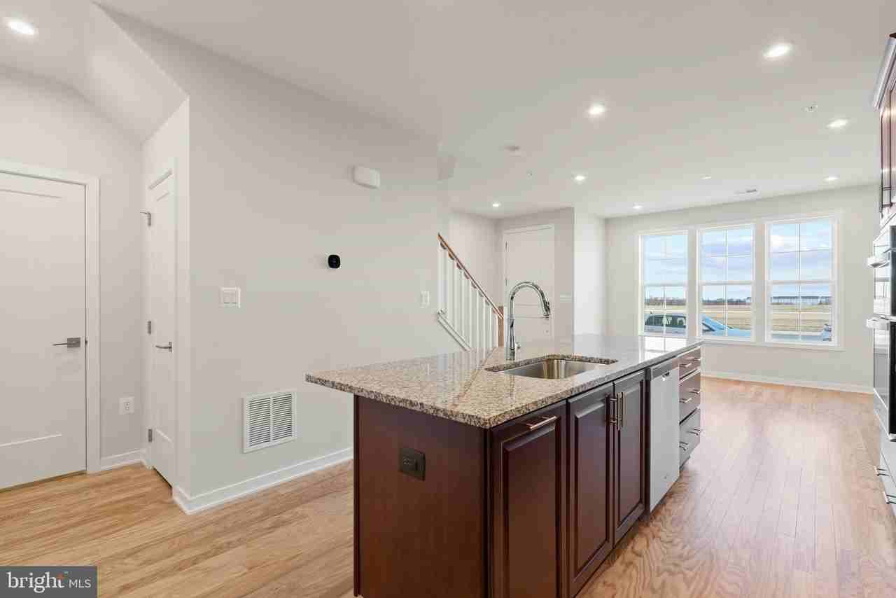 22395 Claude Moore Dr - Photo 5 of 23