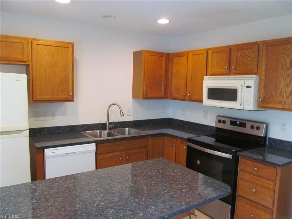 209 Malamute Ln - Photo 6 of 17