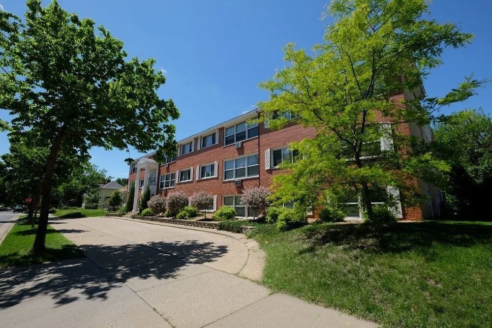 Aldrich Ave Apartments - Photo 2 of 15