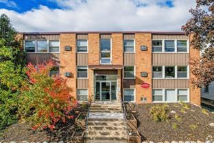 Bryant Ave Apartments | 2300 - Photo 1 of 1