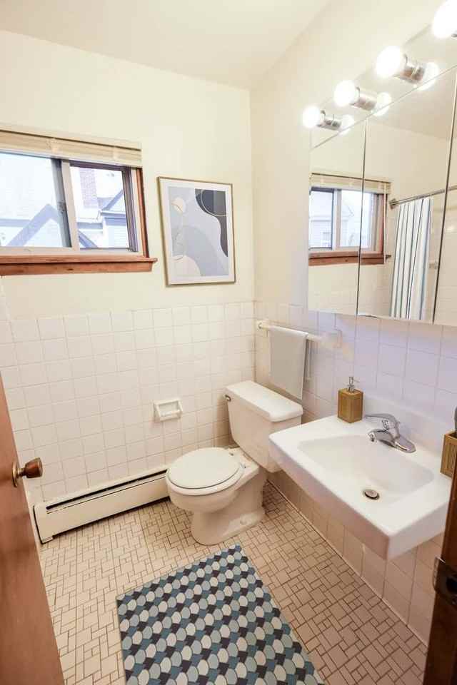 Bryant Ave Apartments | 2550 - Photo 7 of 24