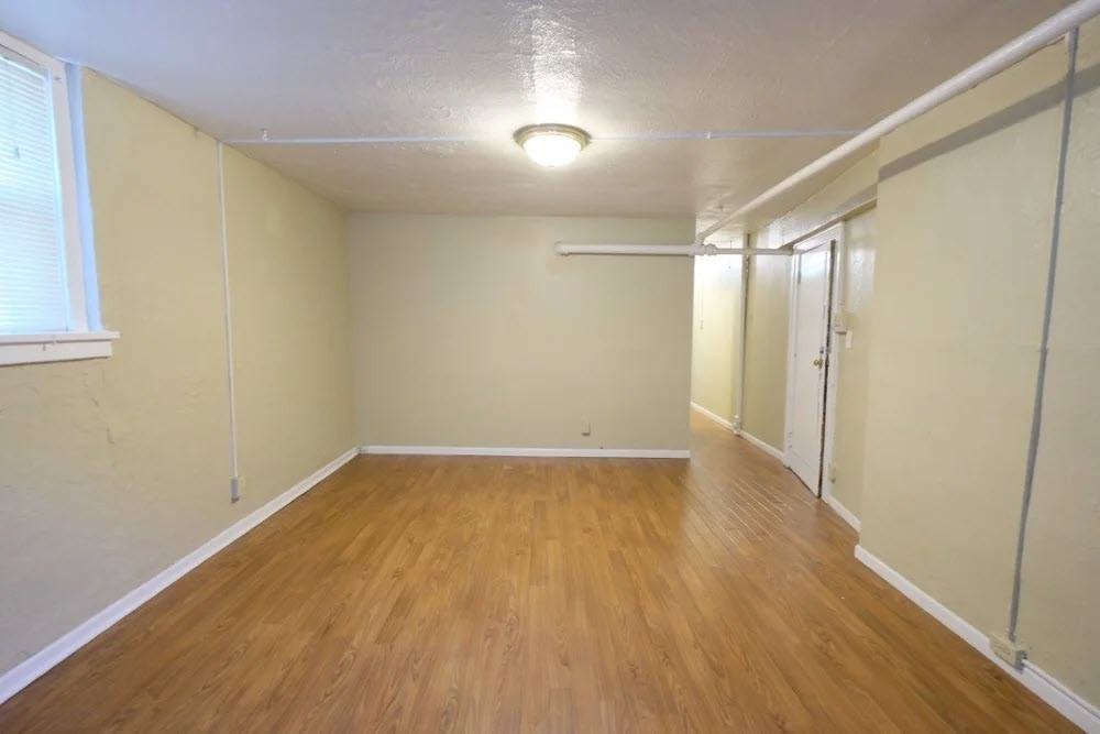 Emerson Apartments - Photo 4 of 20