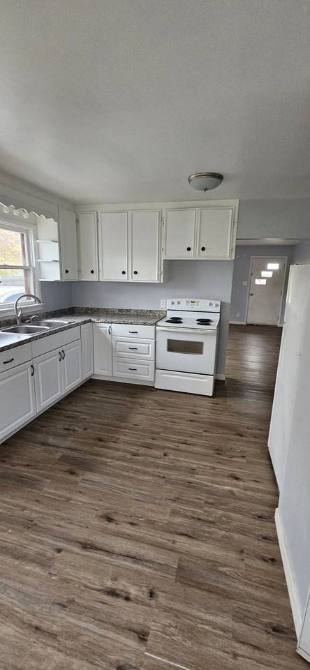 1413 5th Ave Nw #1 - Photo 2 of 9