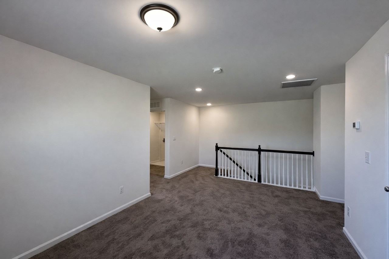 2867 Aubrey St #1 - Photo 5 of 20