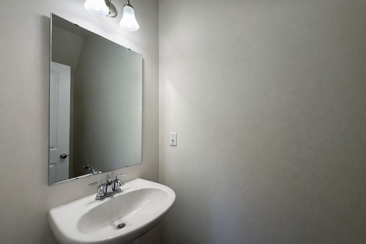 2867 Aubrey St #1 - Photo 6 of 20