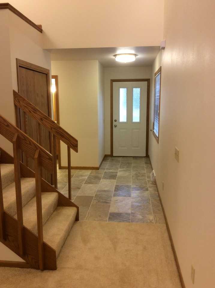 1202 N 16th Ave #1202 - Photo 3 of 20