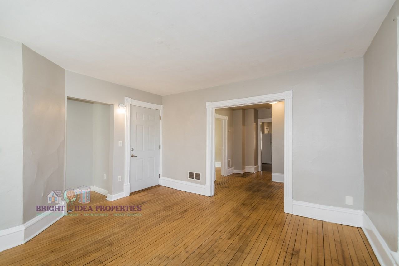 3322 Clinton Ave #2 - Photo 5 of 17