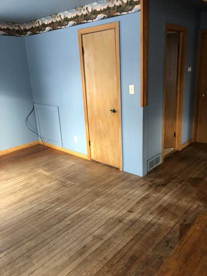 539 Elm St #1 - Photo 4 of 12