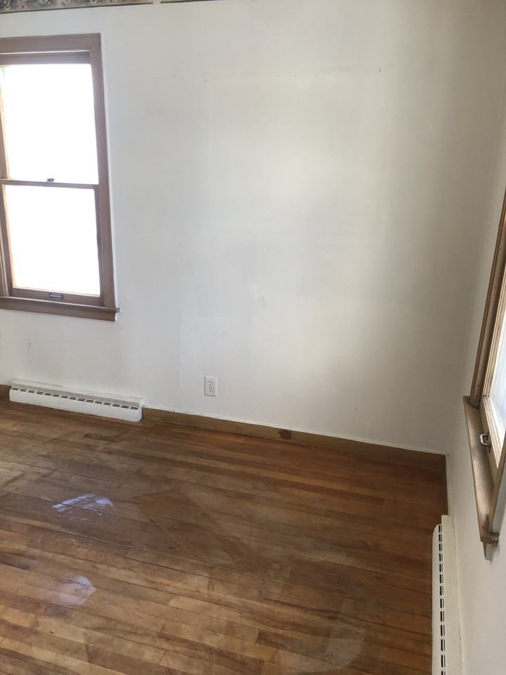 539 Elm St #1 - Photo 6 of 12